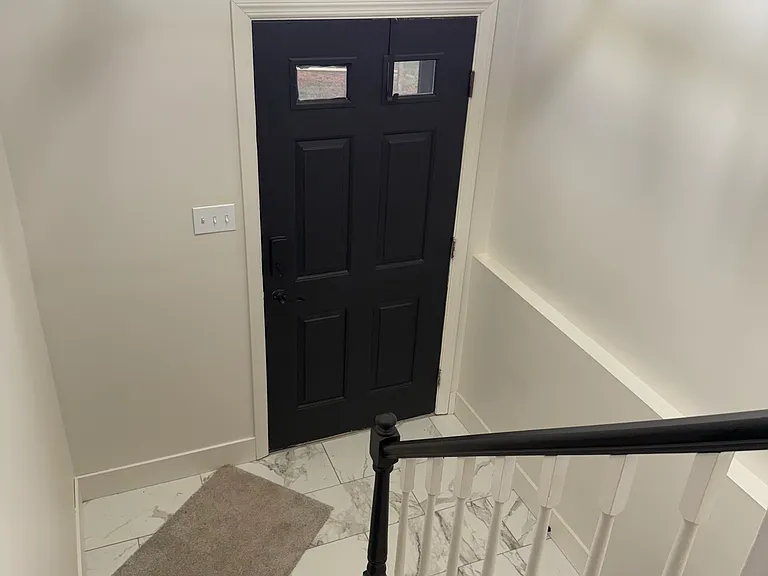 195 Scott Ln — Photo 2