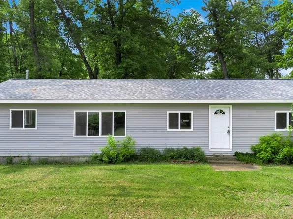 3594 Channel Rd, Hale, MI 48739