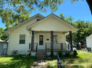 1417 N Spring St, Independence, MO 64050