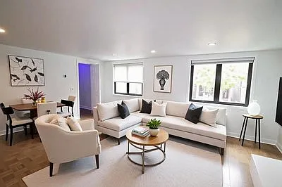 2540 N Southport Ave #2R — Photo 1