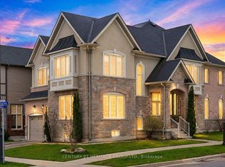 68 Kidd St, Bradford West Gwillimbury, ON L3Z 0V5
