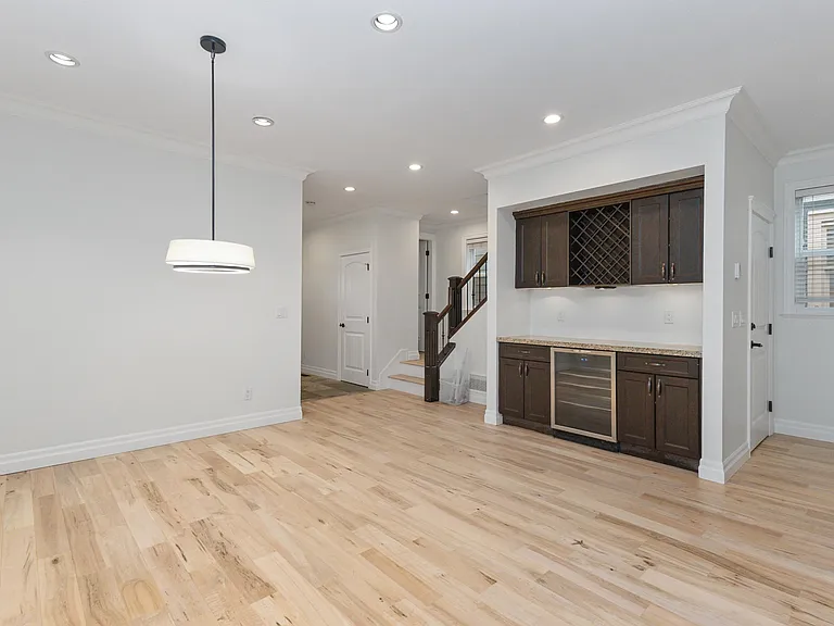 17394 2nd Ave — Photo 14
