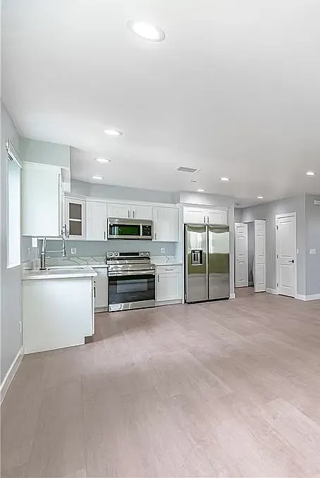 5 bed, $750 — Photo 2