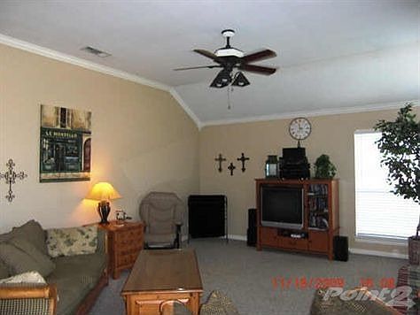 5th image of 109 Dogwood Trl