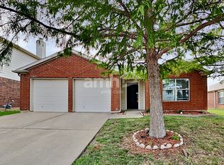 8208 Storm Chaser Dr, Fort Worth, TX 76131