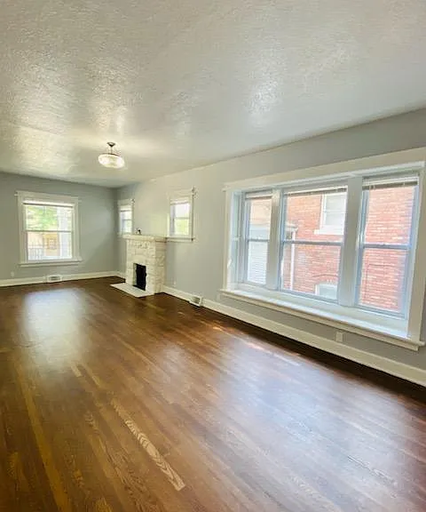 438 N Drury Ave — Photo 13