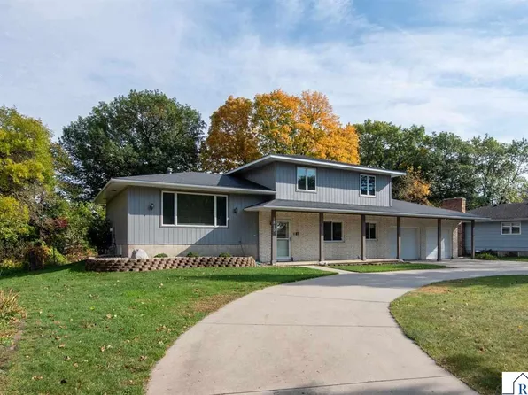 1810 Mary Ln, North Mankato, MN 56003