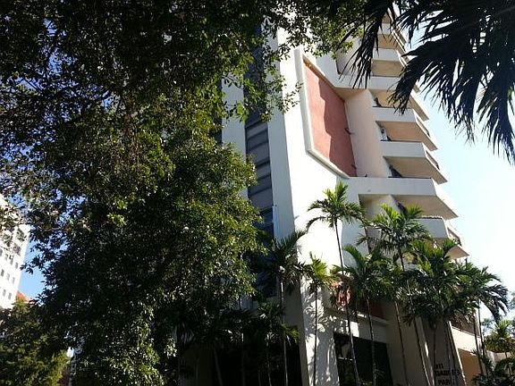 3rd image of 911 E Ponce De Leon Blvd APT 504
