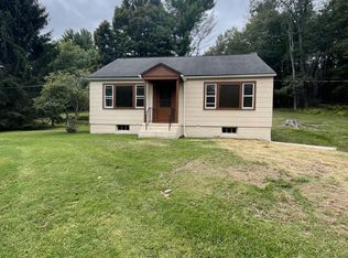 107 Long Ridge Rd, Hawley, PA 18428