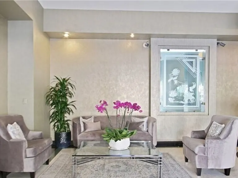 10535 Wilshire Blvd #1210 — Photo 29