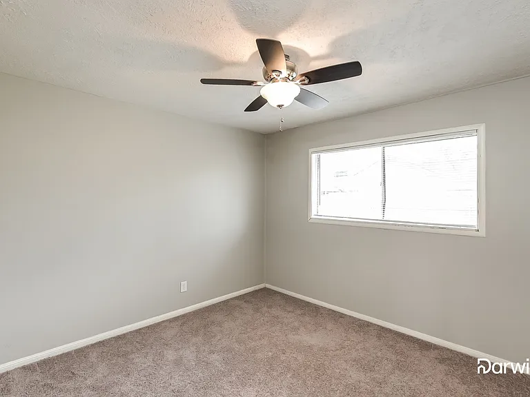 727 Cherry Valley Dr — Photo 12