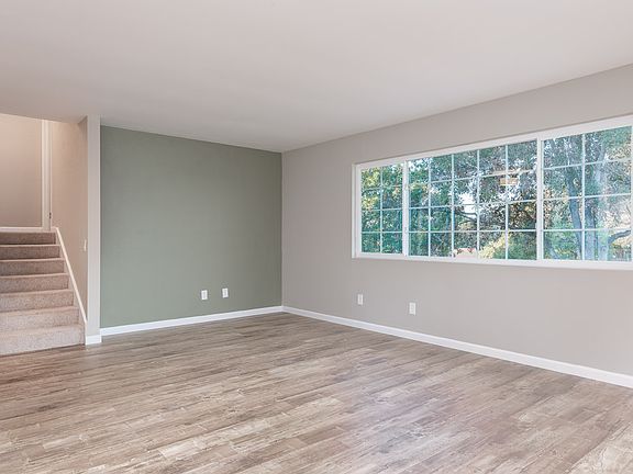 2nd image of 4010 Vista Calaveras St