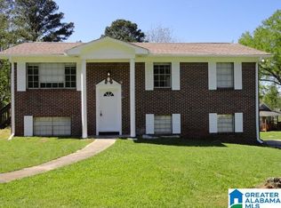 5800 Longview Dr, Adamsville, AL 35005