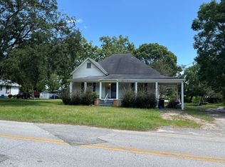 518 4th St NE, Cairo, GA 39828
