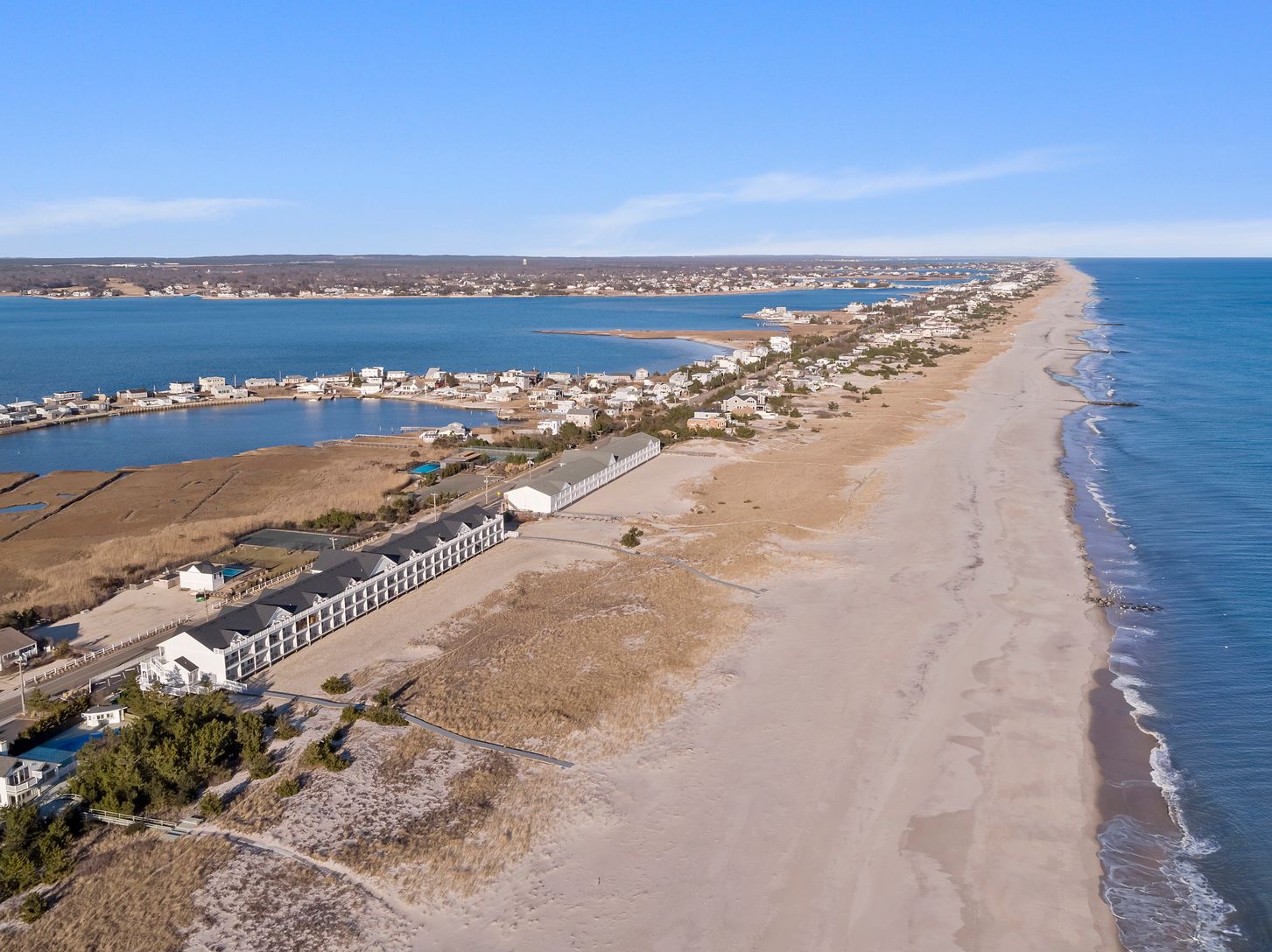  The Hamptons Dune Road East facing