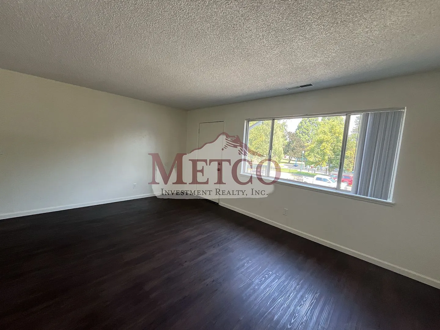 22902 — Photo 2
