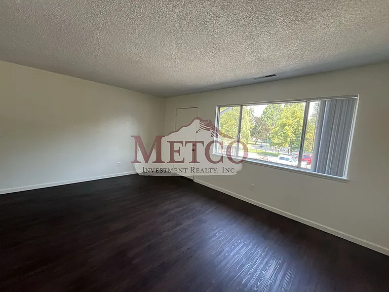 175 G St — Photo 3