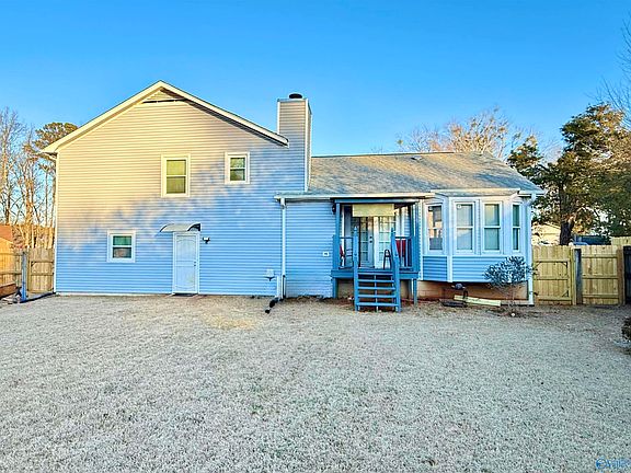 2nd image of 1054 Sandy Springs Rd NW