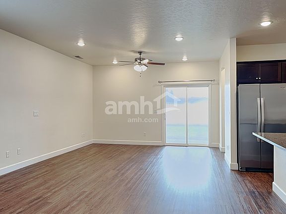 5th image of 5095 N Milliron Dr