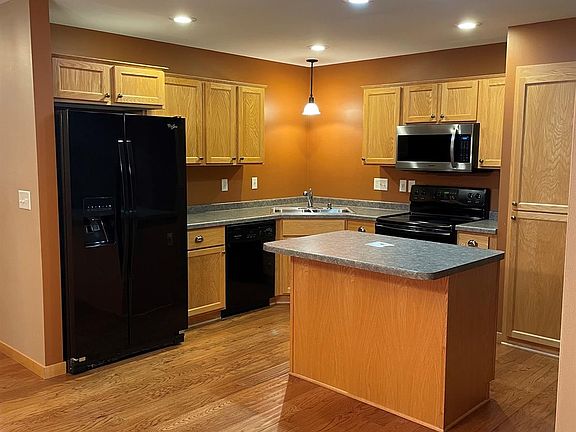 5th image of 1911 Whippoorwill Way Unit 1