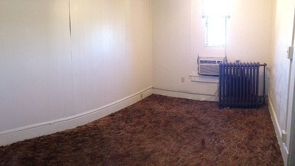 5th image of 137 S 18th St #10