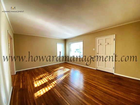5th image of 3932 Berryman Ave
