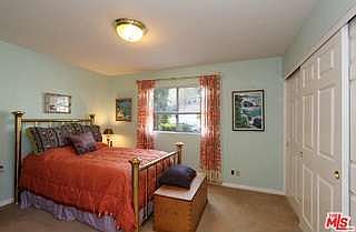 5th image of 11955 Woodbine St
