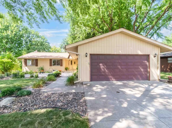 17801 Jaguar Path, Lakeville, MN 55044