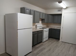 2113 Lynwood Dr, Farmington, NM 87401
