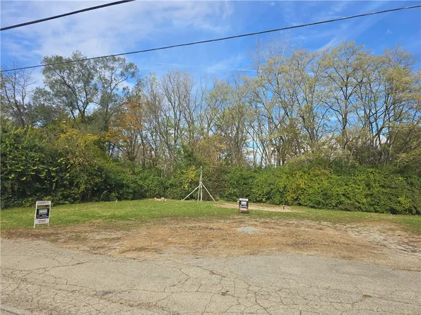 4020 E Patterson Rd, Dayton, OH 45430