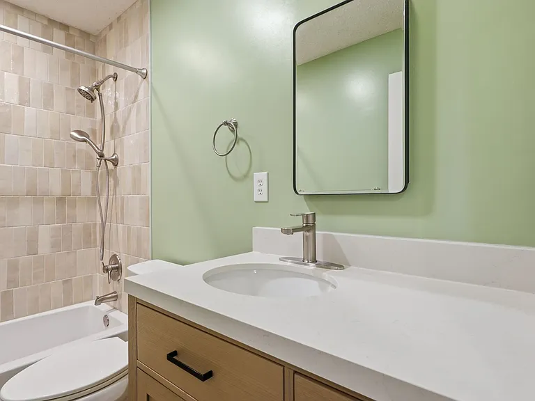 8818 Blue Sea Dr — Photo 4
