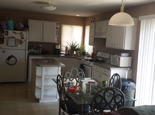 1093 Annandale Dr, Elgin, IL 60123