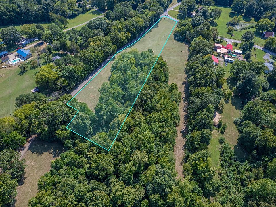 2nd image of 1785 Hilltop Rd