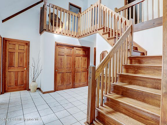 3rd image of 174 Ruby Road