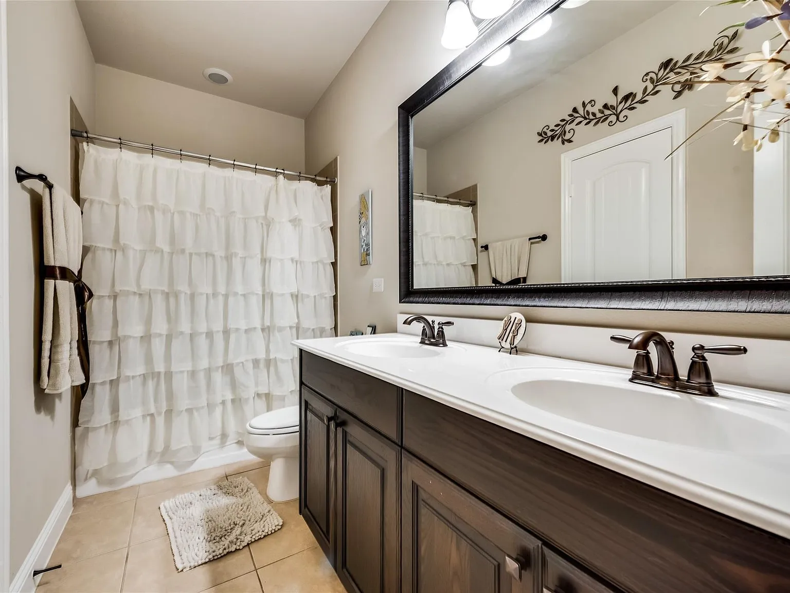 4 bed, 2246 sqft, $2,695 — Photo 4