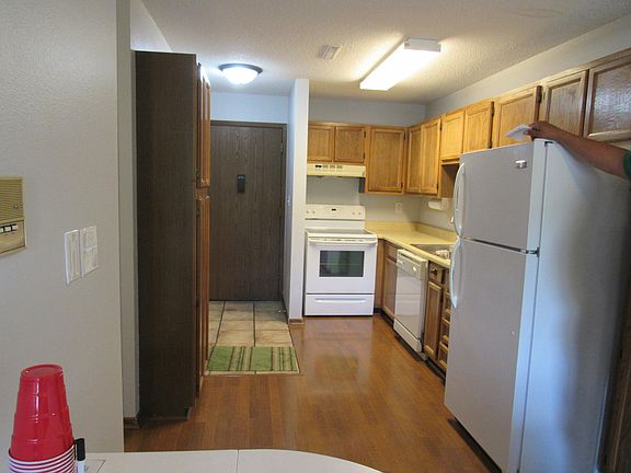 4th image of 814 Duff Ave Unit 301