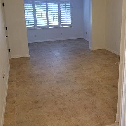 5th image of 104 Old Mill Pond Rd