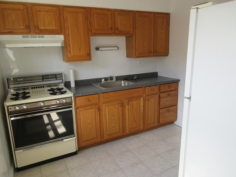 1st image of 7004 Jamieson Ave APT 1S