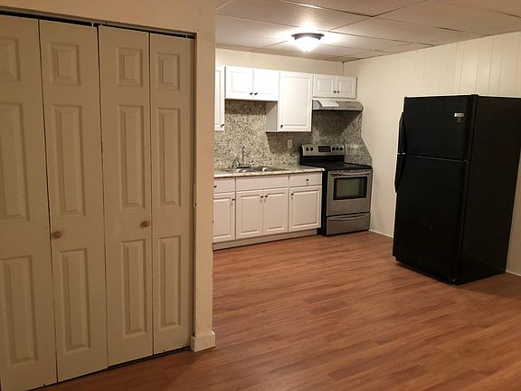 2nd image of 721 E Lincoln Hwy APT A