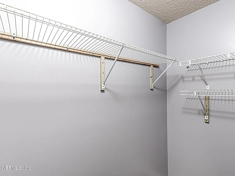2243 Trailwood Dr — Photo 39