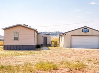 26 Melvin St, Rozet, WY 82727