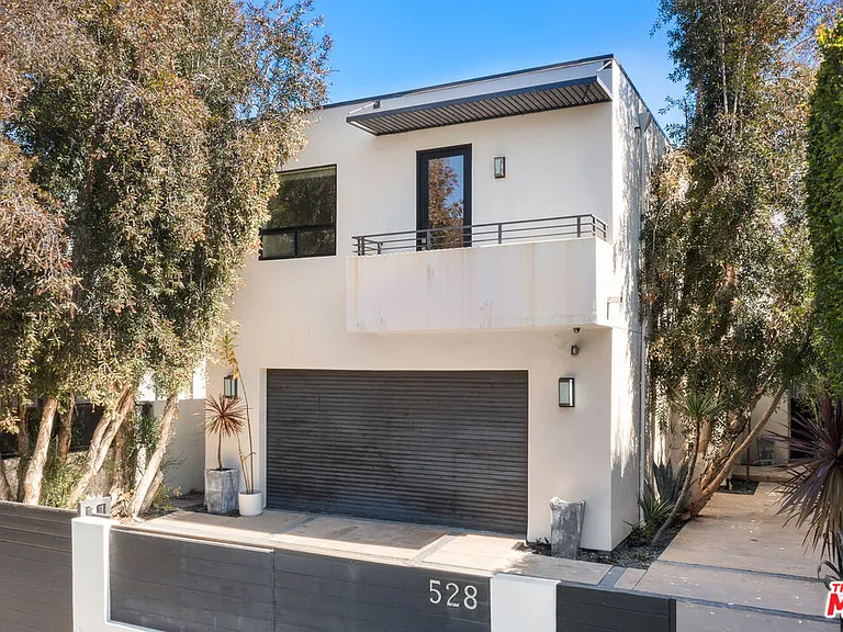 528 N Crescent Heights Blvd — Photo 1