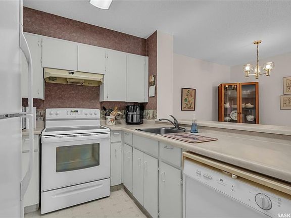 5th image of 603 Lenore Dr #606