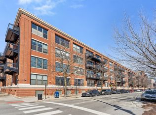 1040 W Adams St Unit 122, Chicago, IL 60607