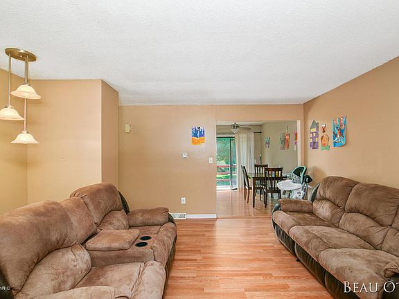 5th image of 5658 Roseworth Ct SE