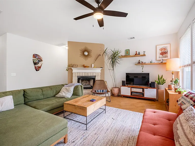 16853 Tortoise St — Photo 12