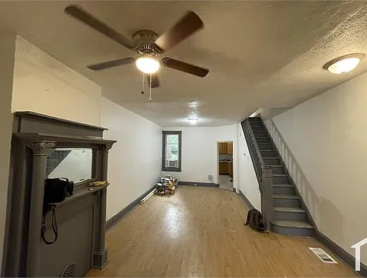 101 E Ashmead St — Photo 5