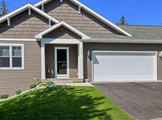 5220 Lone Maple Dr, Traverse City, MI 49685