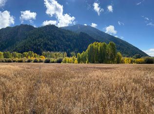 7 E Fork Rd, Hailey, ID 83333