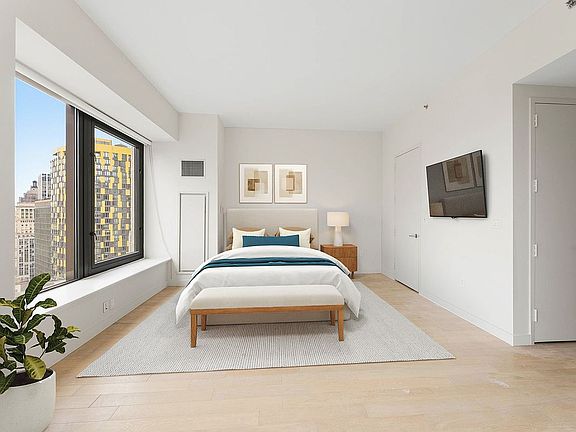 4th image of 75 Wall St APT 35C